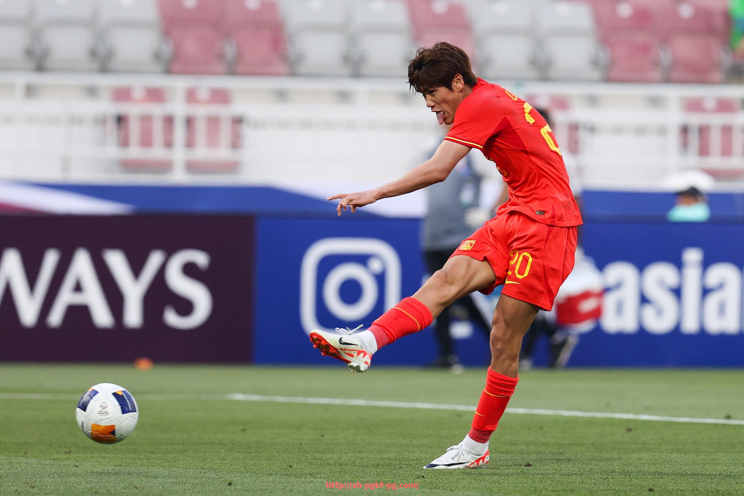 pg电子在线官网-法甲联赛中各球队最新转会情况及体育竞技影响分析